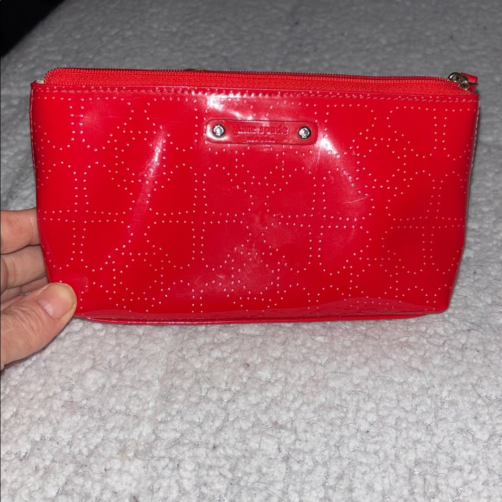 Kate Spade perforated spade Metro Cosmetic makeup 💄 case
Chilli red